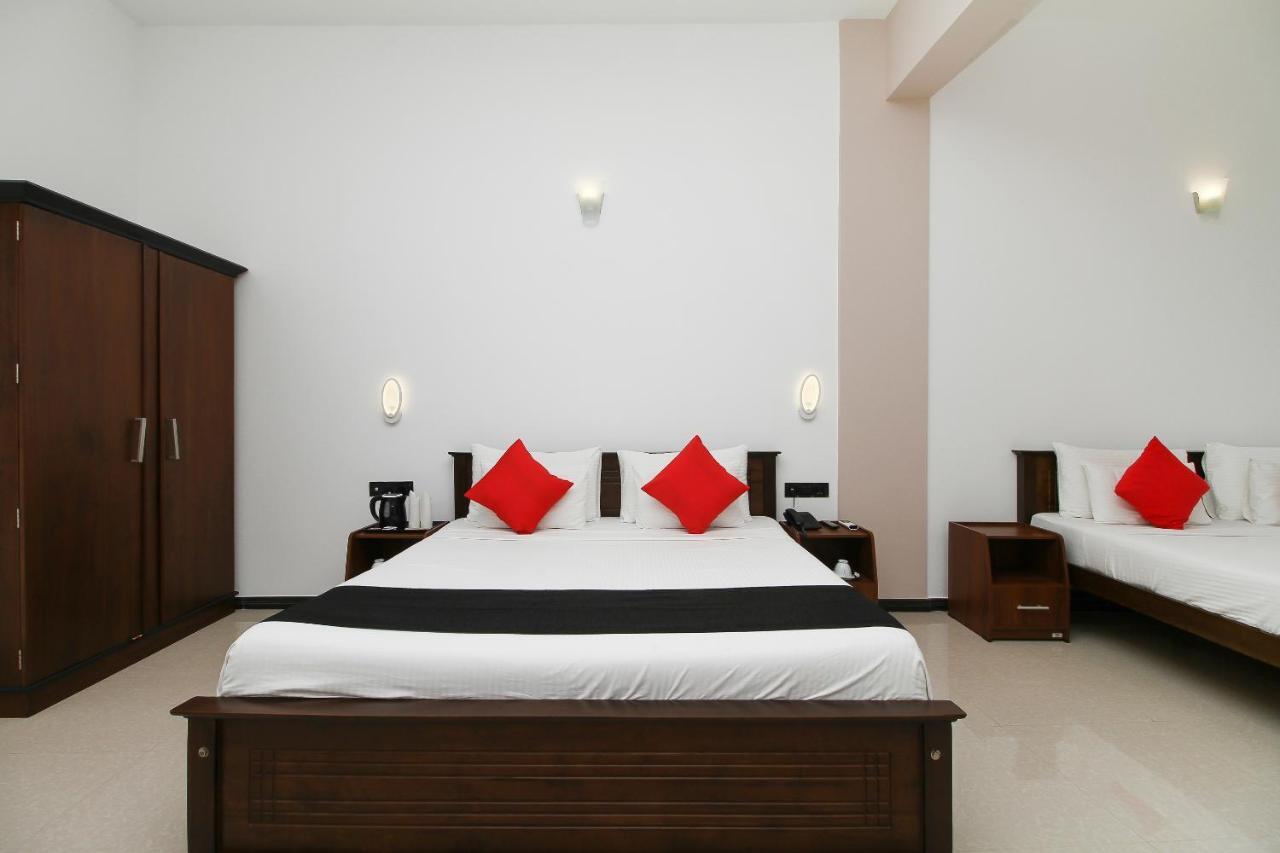 Grace Beach Resort By Travel Corners ネゴンボ エクステリア 写真