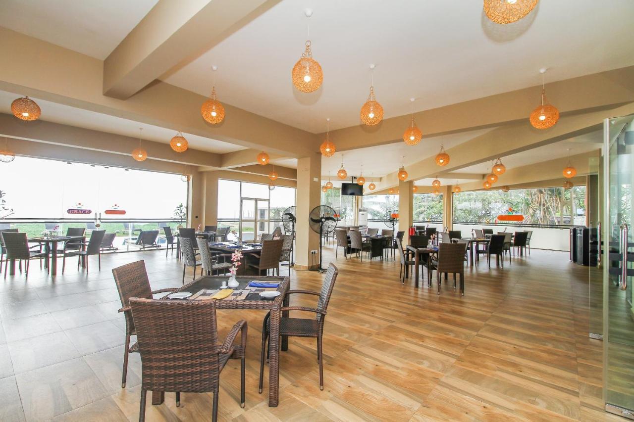 Grace Beach Resort By Travel Corners ネゴンボ エクステリア 写真
