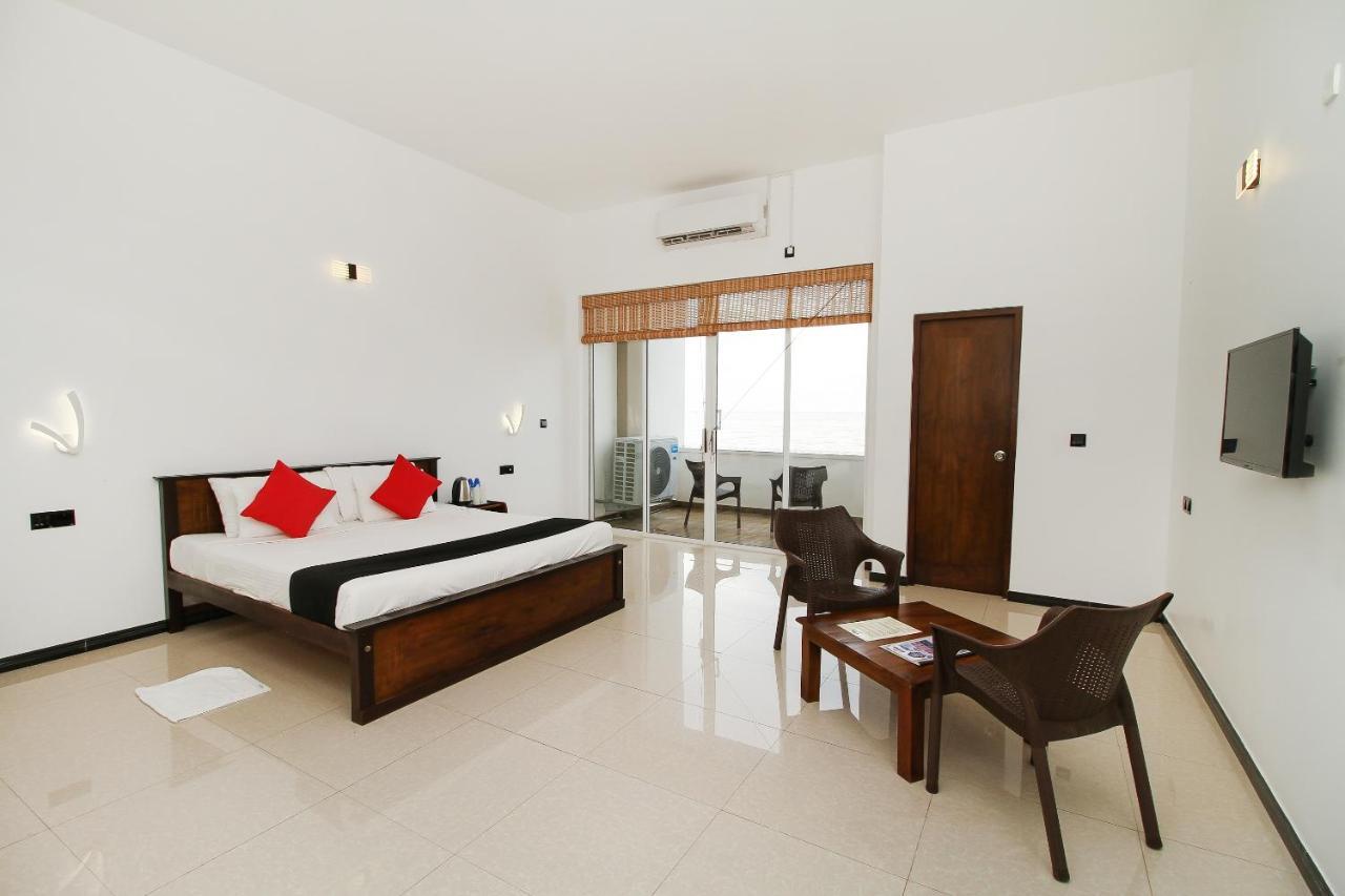 Grace Beach Resort By Travel Corners ネゴンボ エクステリア 写真