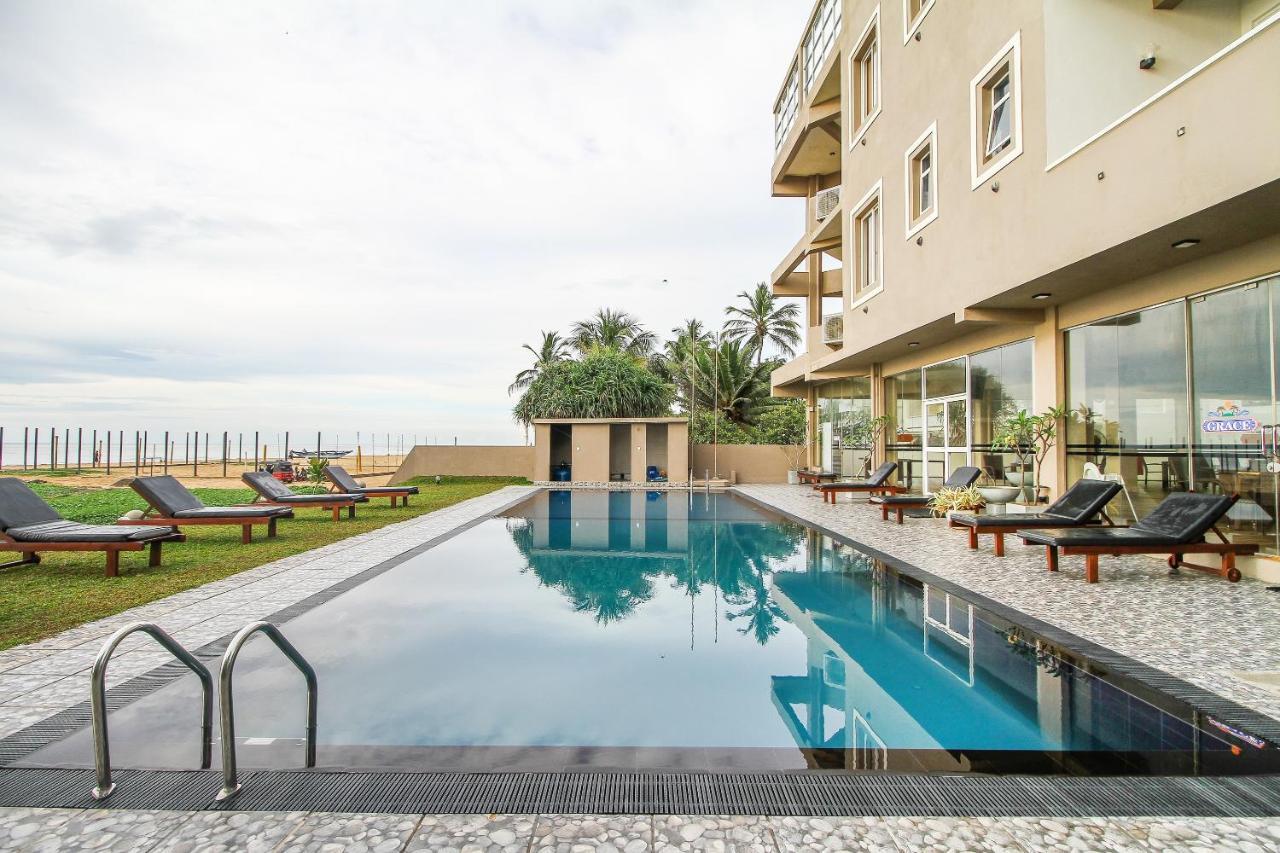 Grace Beach Resort By Travel Corners ネゴンボ エクステリア 写真